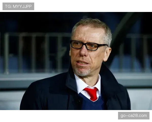 深度报道:从濒临降级到欧战区,美因茨主帅的战术革命 深度报道:从濒临降级到欧战区,美因茨主帅的战术革命